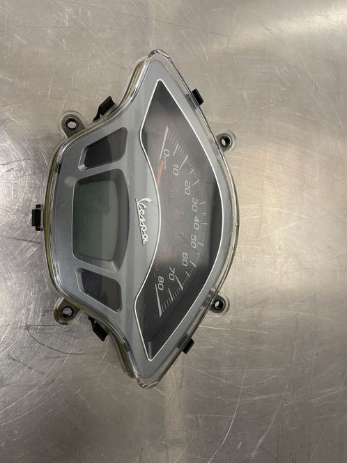 Hovedbilde vespa primavera 50 Speedometer