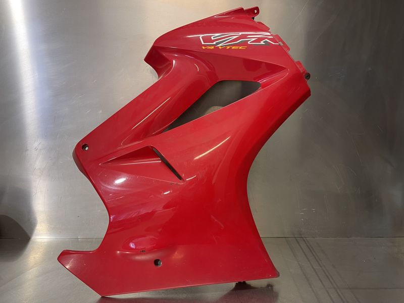 Honda VFR 800 2002 Kåpe høyre