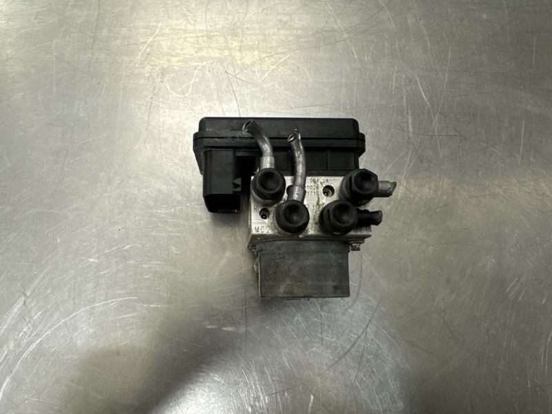 Ducati Scrambler 800 2019 Cafe Racer ABS Pumpe