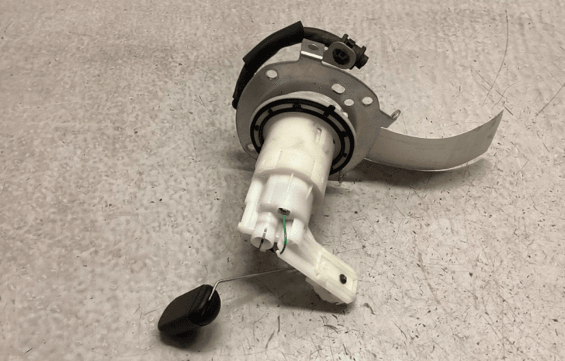 Honda CB125R 2023 Bensinpumpe 