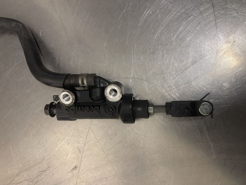Yamaha FZ8-S 2014 Bremsepumpe bakbrems