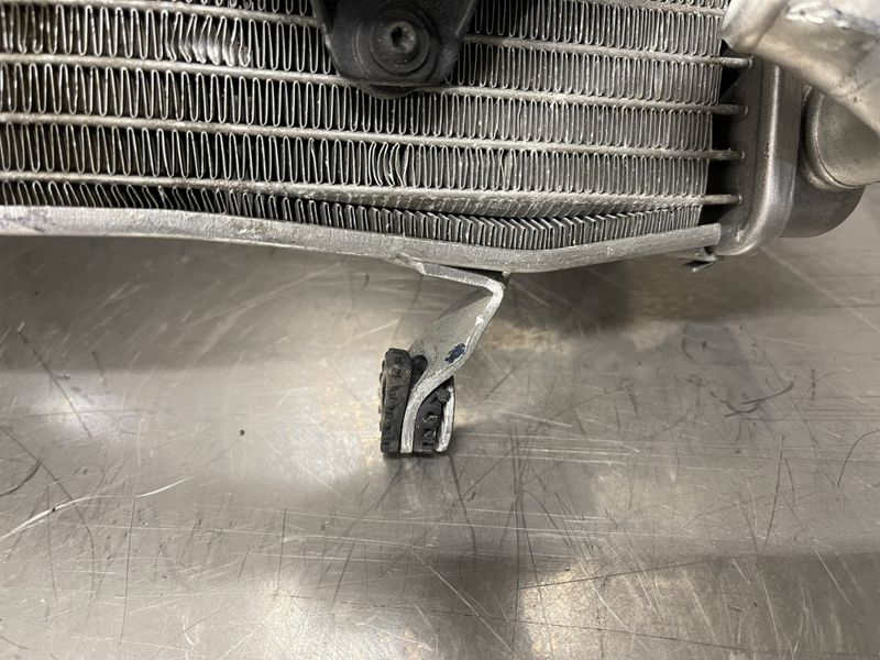 Ducati Monster 996 SP4R 2003 Radiator med kjølevifter