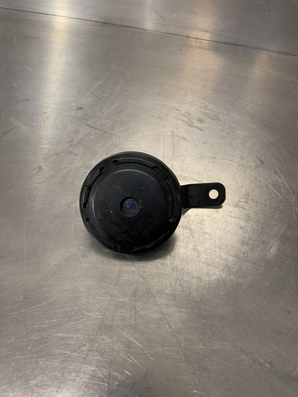 Husqvarna Svartpilen 401 2023 Lydsignal horn 