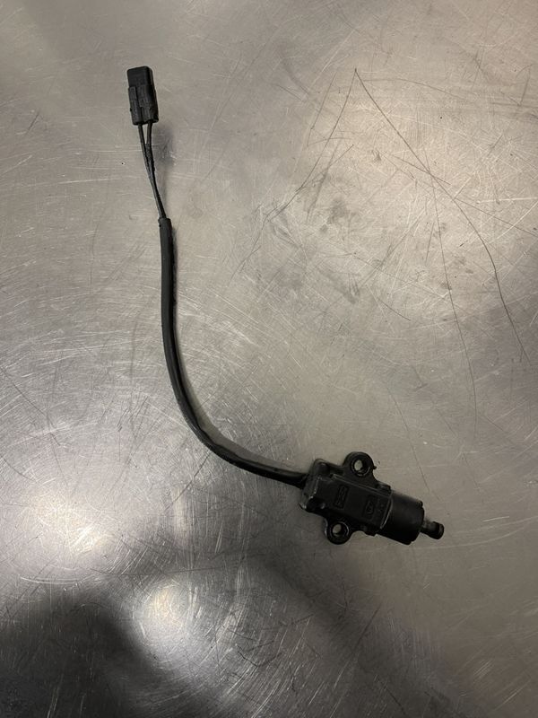 Triumph Tiger 800 2015 Sensor sidestøtte 