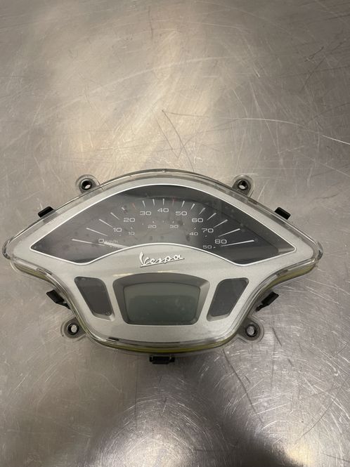 Hovedbilde vespa primavera 50 Speedometer