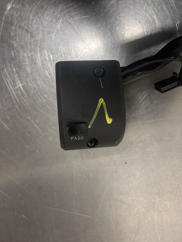 Kawasaki Ninja 125 2020 Bryterpanel venstre