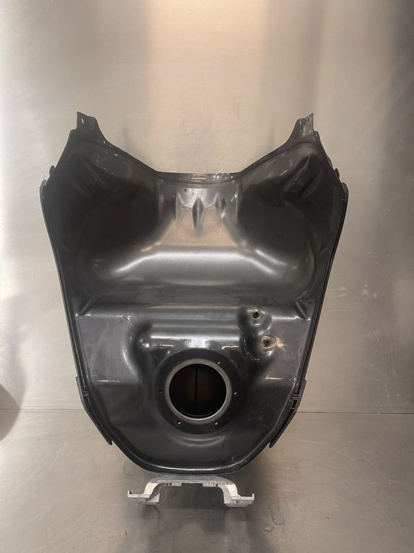 Yamaha FZ8-S 2014 Bensintank