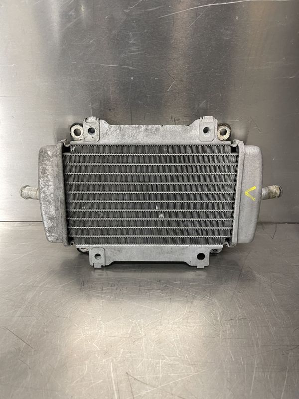 Vespa GTS 250 2006 Radiator venstre 