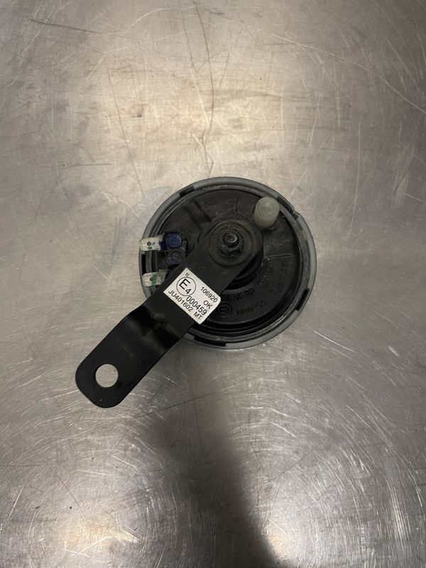 Husqvarna Svartpilen 401 2023 Lydsignal horn 