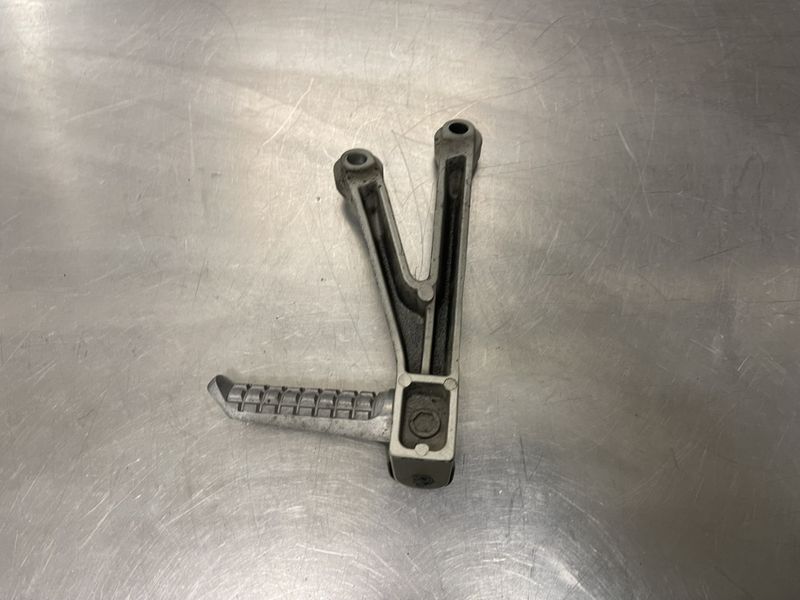 Kawasaki Ninja ZX-6R 1998 Fothviler m/brakett venstre passasjer