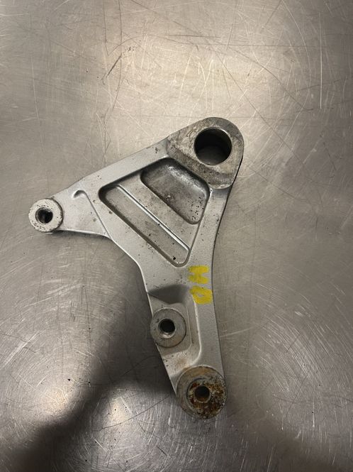 Hovedbilde Yamaha FZS 600 Fazer 2002 Bremsecaliper brakett bakbrems 