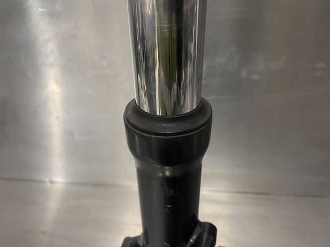 Hovedbilde Kawasaki Ninja ZX-6R 1998 Gaffelbein høyre