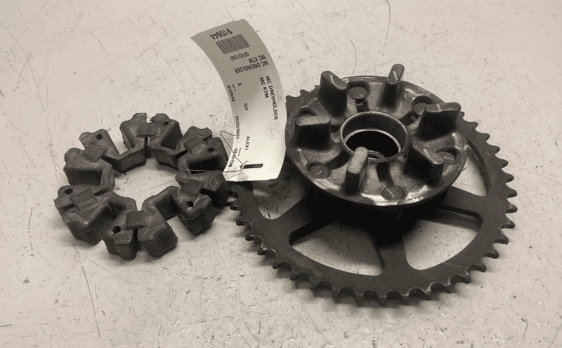 KTM DUKE 125 2019 Drevholder bak 