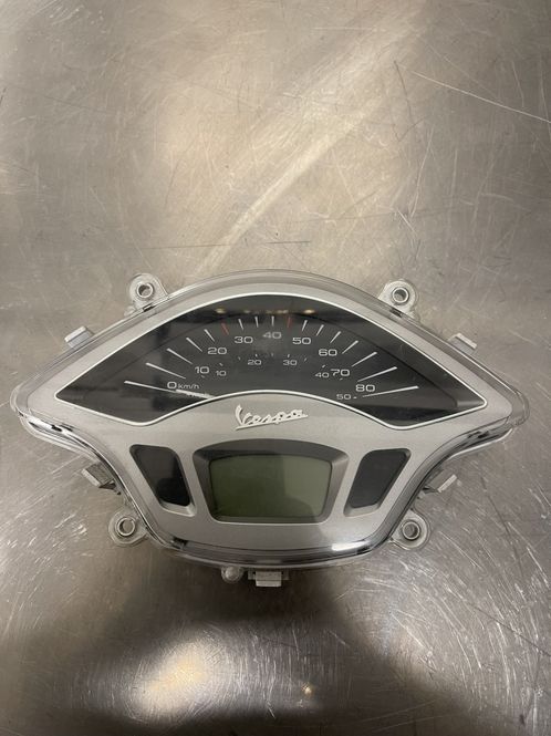 Hovedbilde vespa primavera 50 Speedometer