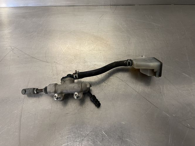Hovedbilde Suzuki GSX-R Hayabusa 1300 2002 Bremsepumpe bakbrems