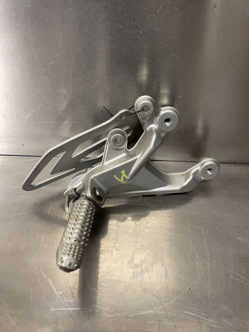 Hovedbilde BMW S1000 RR 2017 Fothviler med brakett høyre 