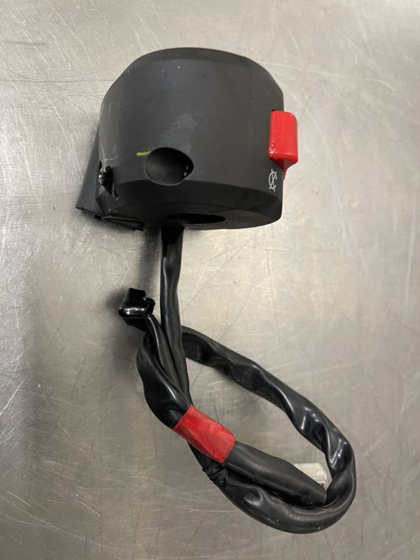 Kawasaki Z125 2024 Bryterpanel høyre